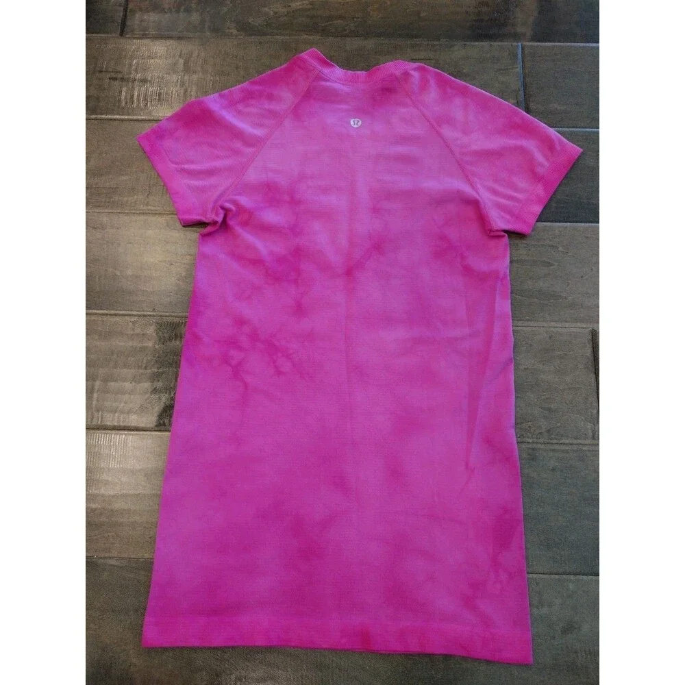LULULEMON Women's EEUC Swiftly Tech short-sleeve Sonic Pink Marble Tie Dye top 4